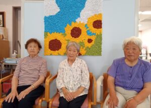 みんなで咲かせた笑顔のひまわり